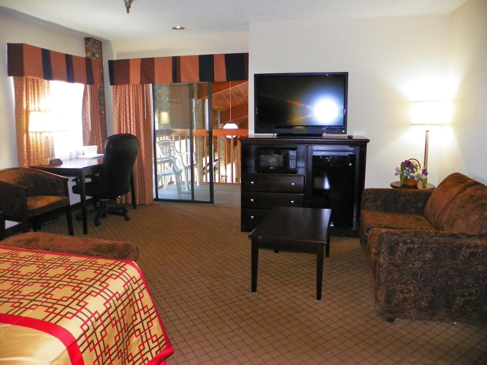 Royalton Inn & Suites Upper Sandusky Exterior photo